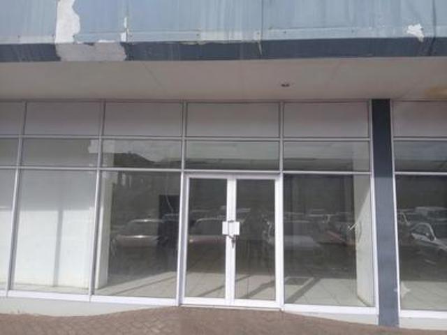 87 sqm retail shop to let in laager.