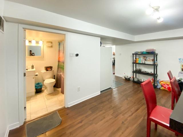 840 844 Woodroffe Ave 2 Bedroom Apartment for Rent at 844 840 844 Woodroffe Ave, Ottawa, ON K2A 3G3 Whitehaven