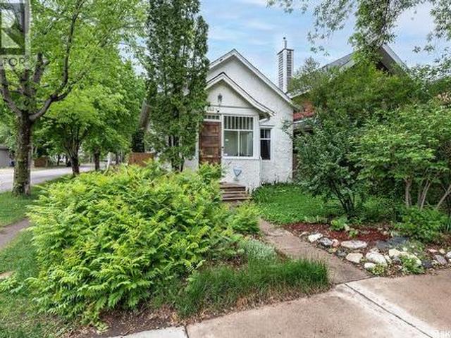 840 8Th Avenue N, Saskatoon, SK, S7K 2X2 house for sale | Listing ID SK042257 | Royal LePage
