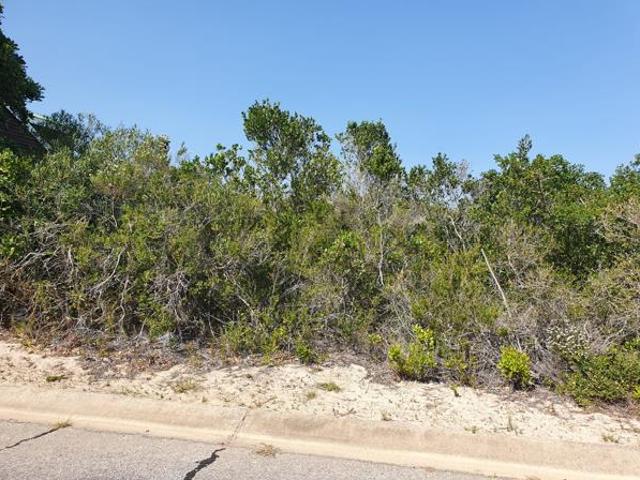 840 m² Land available in Gamtoos River Mouth