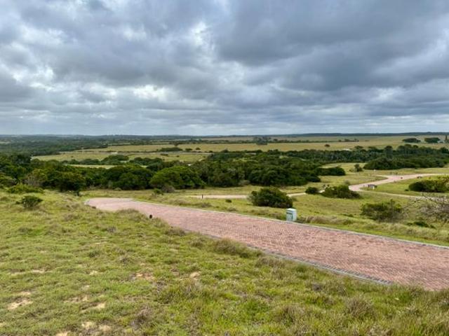 840 m² Land available in Kenton On Sea