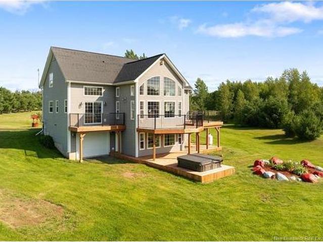 8414 Route 10, Cumberland Bay, NB, E4A 2W7 house for sale | Listing ID NB143902 | Royal LePage