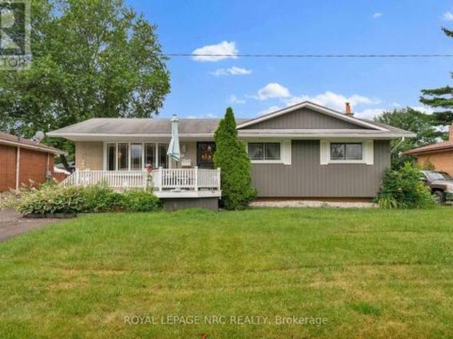 8415 Parkway Drive, Niagara Falls Chippawa, ON, L2G 6W8 house for sale | Listing ID X13601 | Royal LePage