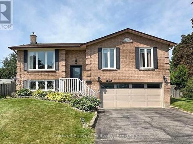 842 Saint Anne Court, Oshawa Northglen, ON, L1J 7N1 house for sale | Listing ID E13718 | Royal LePage