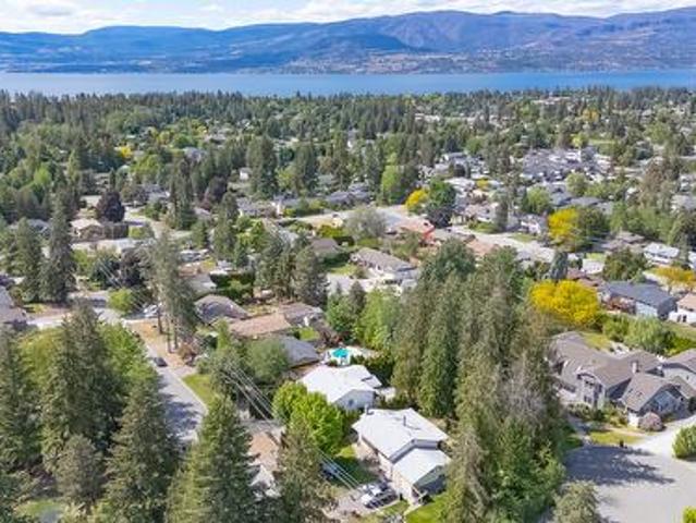 842 Raymer Road, Kelowna, BC, V1W 1J8 house for sale | Listing ID 10394 | Royal LePage