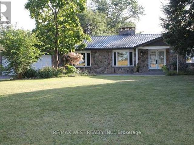 8438 Ninth Line, Halton Hills, ON, L0P 1K0 house for sale | Listing ID W12070 | Royal LePage