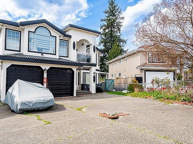 8433 150a Street Surrey, British Columbia