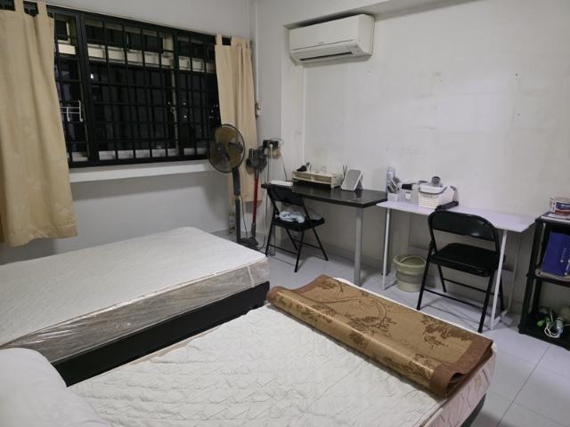 843 Jurong West Street 81 HDB Apartment Room Rental, $1,200, 1 Bed 2 Bath 1,140 sqft $1.05 psf