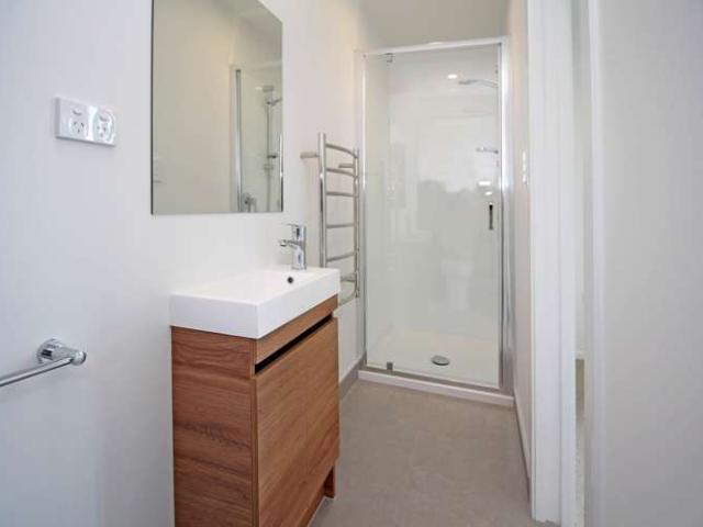 8/43 Ruawai Road, Mt Wellington, Auckland City