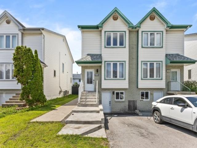 8444 Rue Bellecombe, Laval Auteuil, QC, H7H 2Z9 house for sale | Listing ID 28171 | Royal LePage