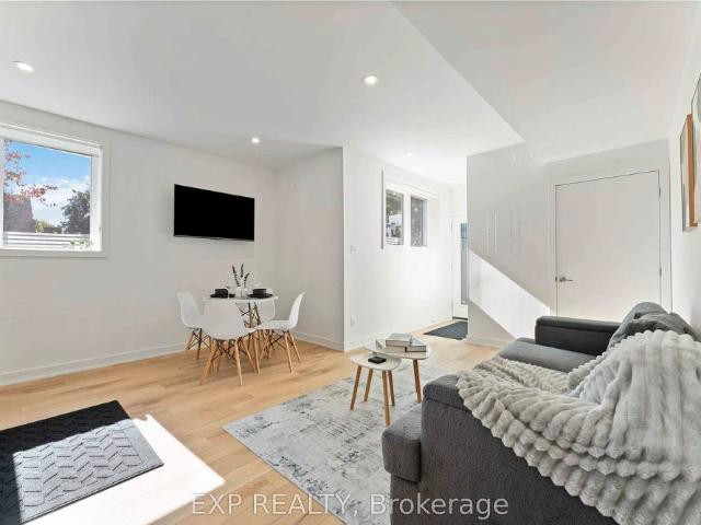 844 Connaught Ave, Ottawa, ON K2B 5M4