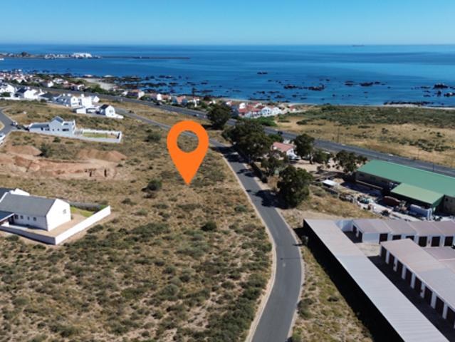 844 m² Land available in Britanica Heights