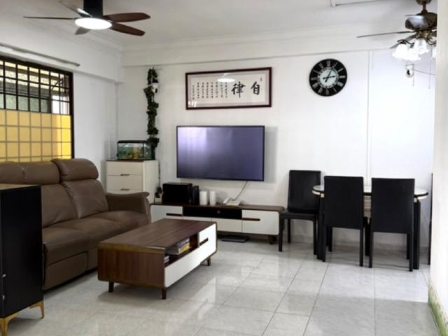 844 Woodlands Avenue 4 HDB Apartment For Sale, $540,000, 4 Bed 2 Bath 1,140 sqft $474.00 psf