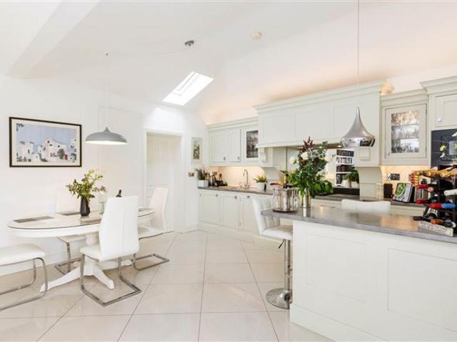845,000 | Belfield Lodge, Goatstown Road, Goatstown, Dublin 14 Quillsen 5008 MyHome. Ie Residential