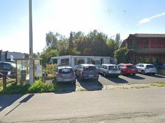 845 m2 office space for sale in Lokeren