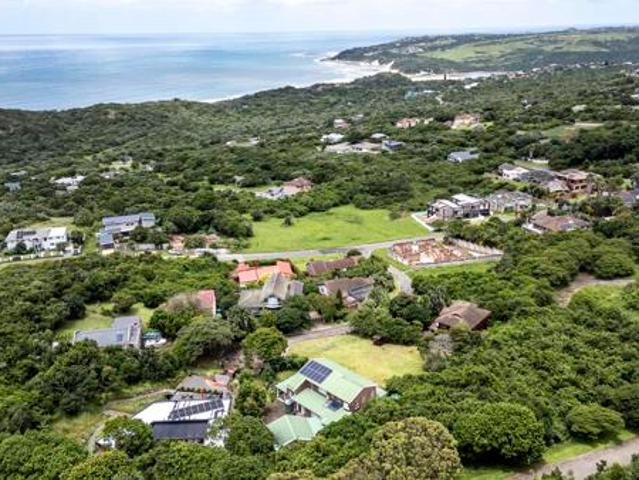 845 m² Land available in Cintsa