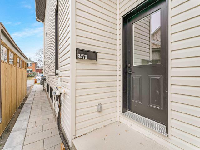 847 woodroffe avenue bottawa on k2a 2g5