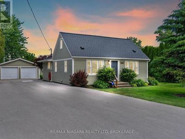 848 East And West Line Road, Niagara On The Lake Virgil, ON, L0S 1J0 house for sale | Listing ID X13447 | Royal LePage