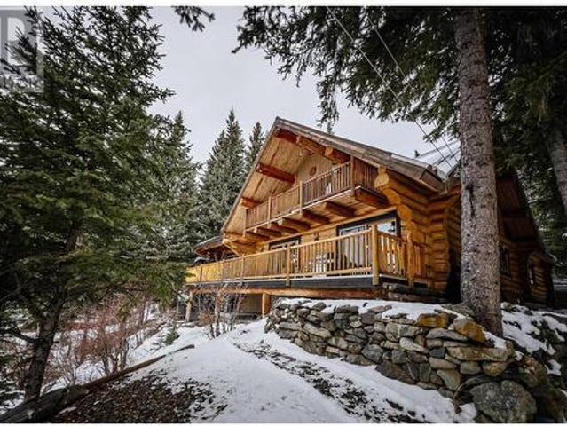 8494 Gerald Crescent, 100 Mile House, BC, V0K 1E0 house for sale | Listing ID R2978 | Royal LePage