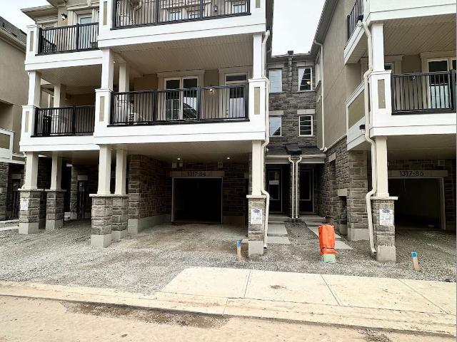 84 1317 Leriche Way, Milton | 3Beds/3Bath, Townhouse, $3,300/mo | Condos. Ca