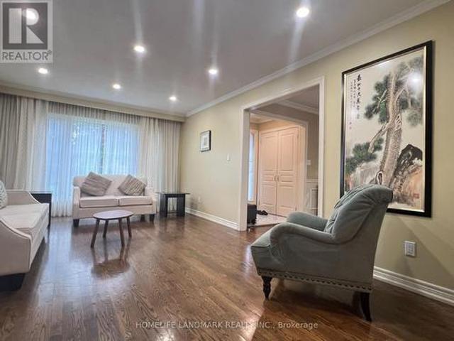 84 Abbeywood Trail, Toronto, ON, M3B 3B5 house for lease | Listing ID C13491 | Royal LePage