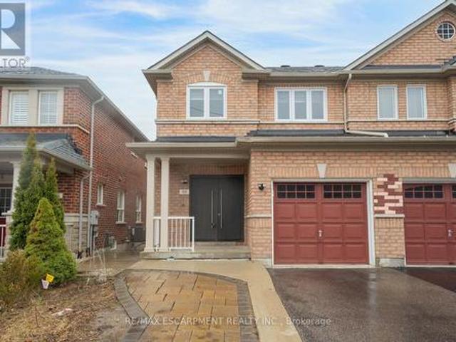 84 Andriana Crescent, Markham, ON, L6B 0C8 house for sale | Listing ID N12964 | Royal LePage