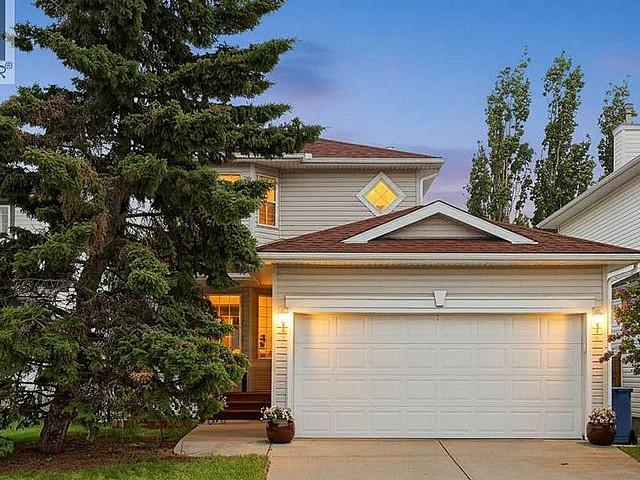84 Hidden Spring Close Nw Calgary, Alberta