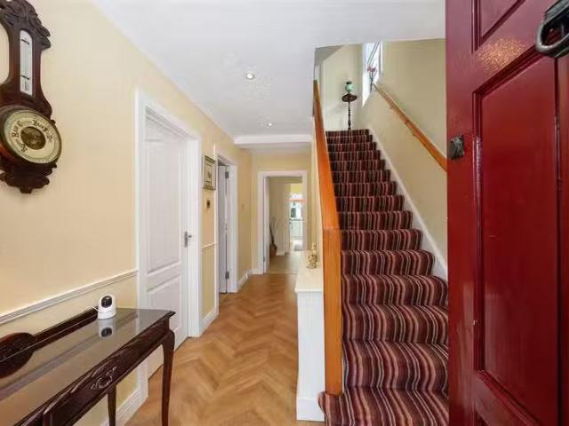 84 HILLCREST PARK, Glasnevin, Dublin 11