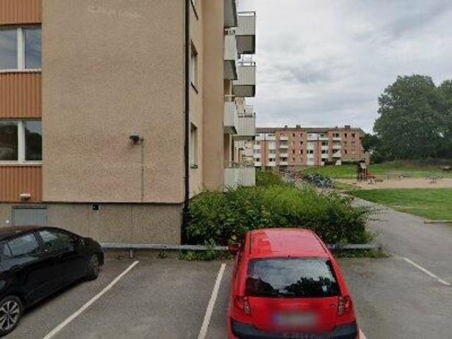 84 m2 lägenhet uthyres i Finspång