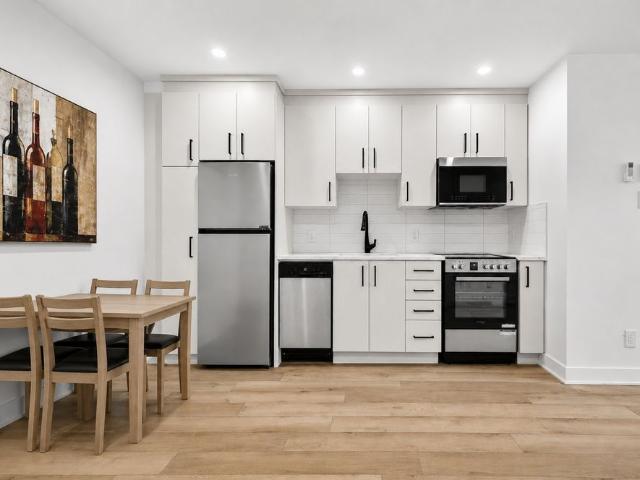 8508 Rue de Marseille