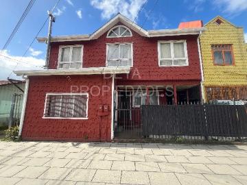 $ 850.000 Casa en Arriendo en Castro 6 dormitorios 2 baños / Kutt Property