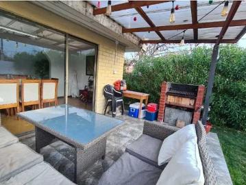 $ 850.000 Casa en Arriendo en Tiltil 4 dormitorios 3 baños / Kutt Property
