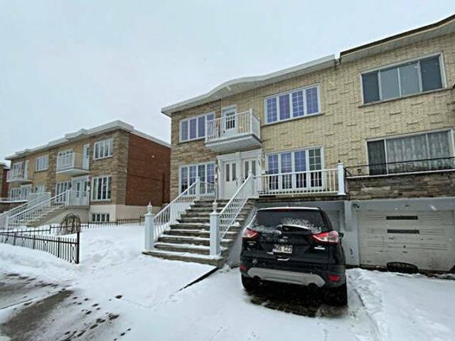 850 000 Duplex à vendre à LaSalle