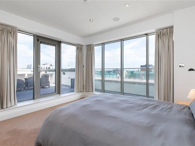 850,000 | Penthouse, 31 Rathmines Wood, Ardee Road, Rathmines, Dublin 6 Sherry FitzGerald Rathmines 5015 MyHome. Ie Residential