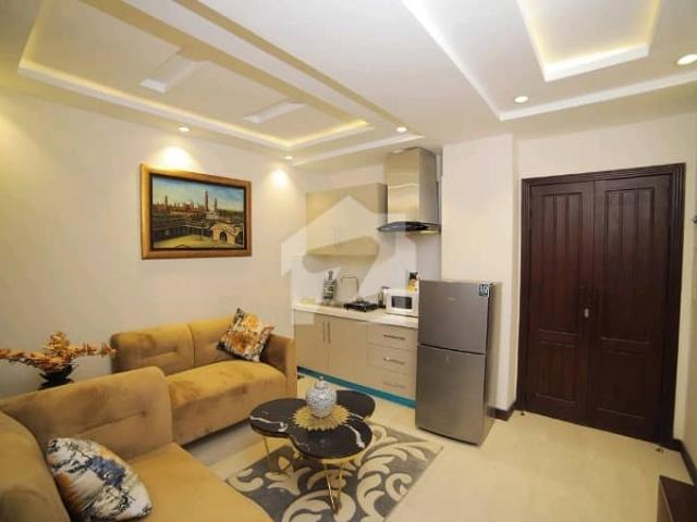 850 Square Feet Flat In Bahria Town Sector C Is Available