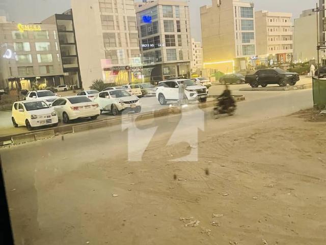 850 Sq Ft Ground + Basement Available For Rent 100 Yard Building DHA Phase 8, Zulfiqar Commercial