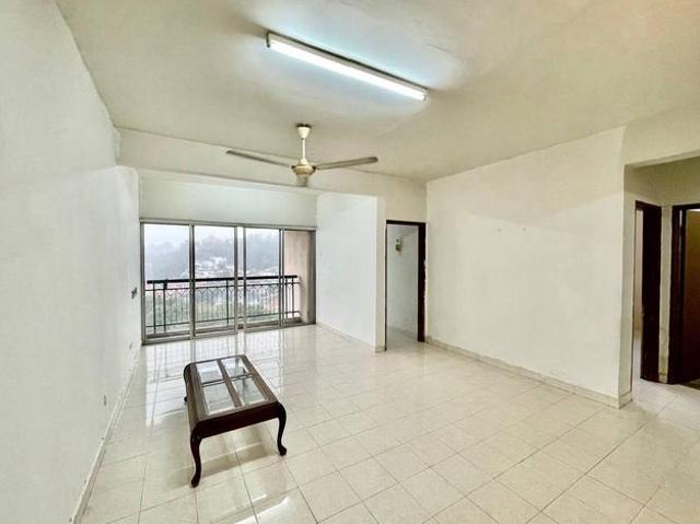 850 sqft NEARBY UITM Baiduri Apartment Seksyen 7 Shah Alam