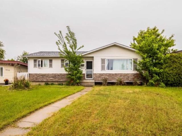 8512 A Avenue Nw, Edmonton, AB, T5E 2G7 house for sale | Listing ID E4496 | Royal LePage