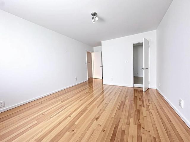 8529 Rue Grouard