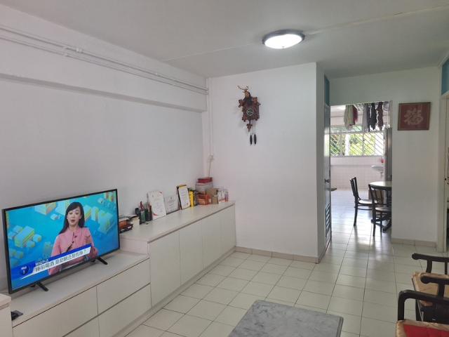 852 Yishun Street 81 HDB Apartment For Sale, $475,000, 2 Bed 2 Bath 796 sqft $597.00 psf