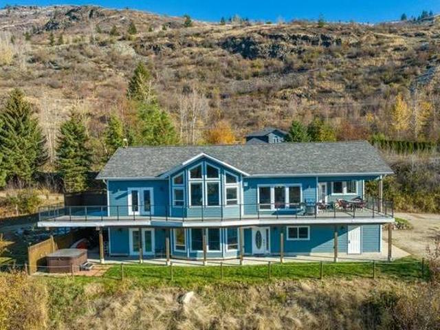8551 HIGHWAY 22A Trail BC V1R4W8 For Sale