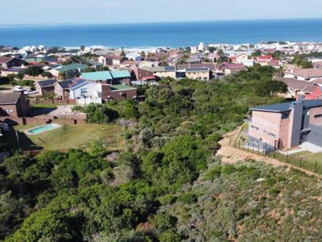 855 m² Land available in Wavecrest