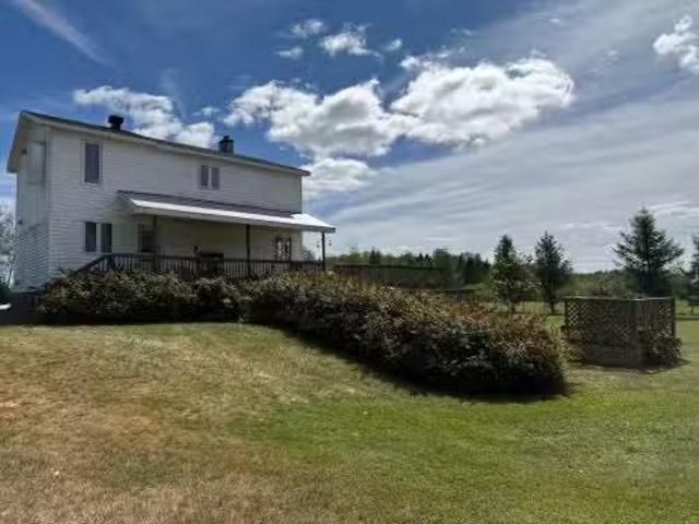 855 Route 101 N. Notre Dame Du Nord, QC, J0Z 3B0 house for s.