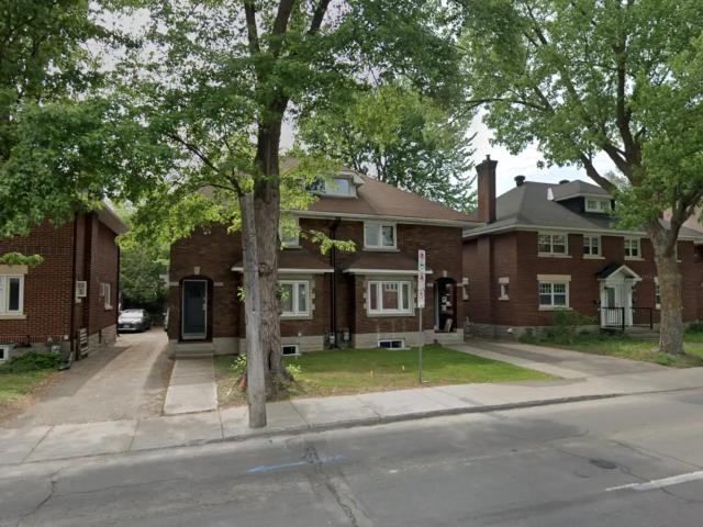 856 Bronson Avenue