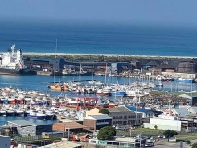 856 m² Land available in Humerail