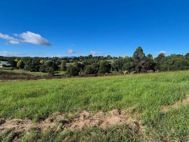 857 m² Land available in Howick North