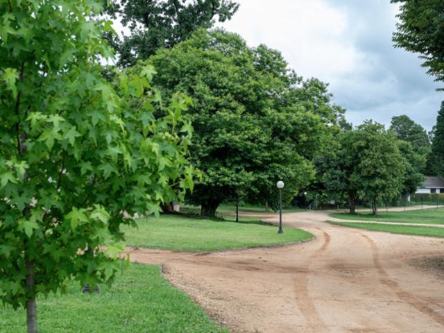 858 m² Land available in Nottingham Road