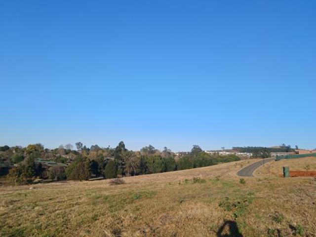 858 m² Land available in St Johns Village