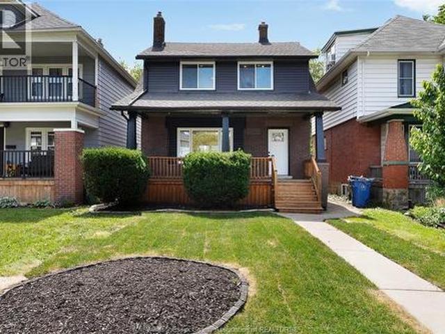 859 Moy Avenue, Windsor, ON, N9A 2N7 house for sale | Listing ID 26015 | Royal LePage