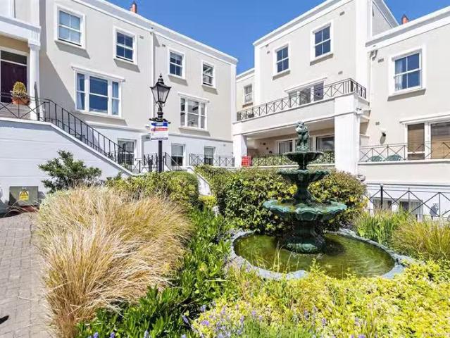 85 Castledawson, Sion Hill, Blackrock, County Dublin